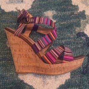 Chinese Laundry Wedges